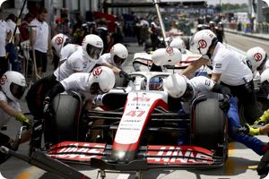 No big step from Schumacher in 2022 says Steiner