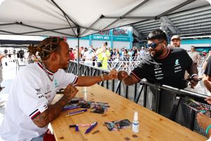 Grumpy Hamilton rattled by Russell says pundits