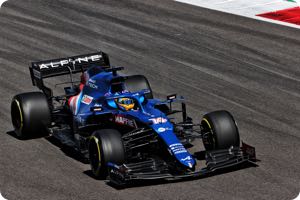 Alonso also hurt knee, shoulder in cycling crash