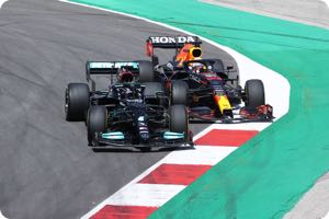 Verstappen denies Hamilton crash is a matter of time