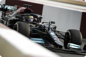 Illegal Mercedes chatter must stop says van de Grint