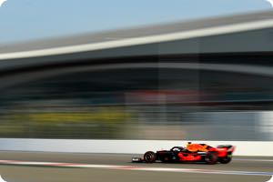 Verstappen has door open to Mercedes move