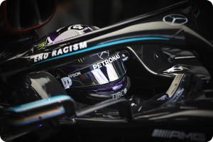 Wolff not worried about Hamilton contract rumours