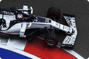 Kvyat fends off Tsunoda rumours