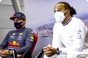 Verstappen thinks he makes Hamilton nervous