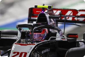 Magnussen wins court battle against former manager