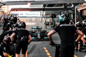 No benefit from Mercedes-style rocket says Verstappen