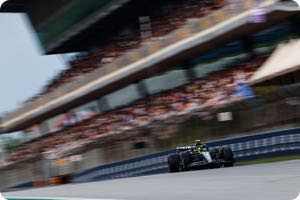 Wolff trying to sign Hamilton before Canada GP