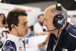 Vandoorne tips de Vries to bounce back