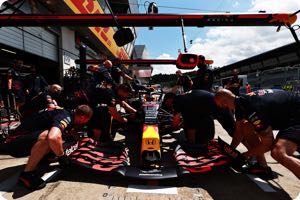 Red Bull's reaction to engine reports strange says Wolff