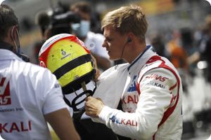 Schumacher linked with move to Alfa Romeo
