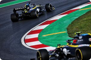 Isola plays down slippery Istanbul surface drama