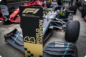 Hamilton better than Schumacher says Barrichello