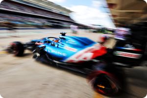 Teams to present F1 cars to media on Fridays