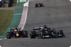 Red Bull backs away from Mercedes protest risk