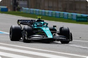 Vettel's no war helmet caused political trouble