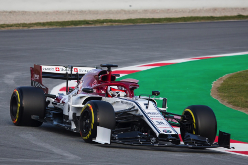 Raikkonen cannot adapt driving style