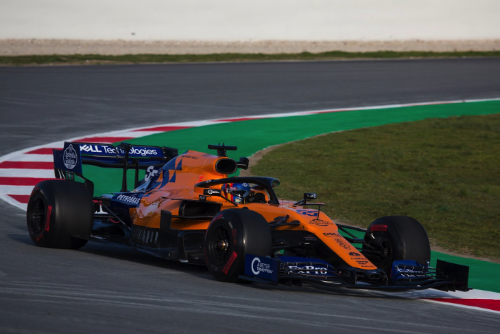 McLaren drivers back driving role for Alonso