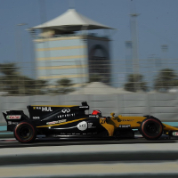 Renault turns up power for finale