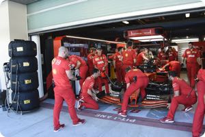 Vettel wants F1 to double the cylinders