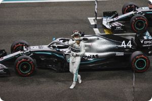 Hamilton wants new $66m per year Mercedes deal