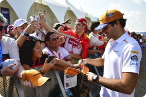 Ferrari rumours nice to hear says Sainz