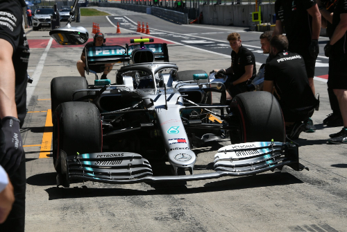 Pressured Bottas wanting too much