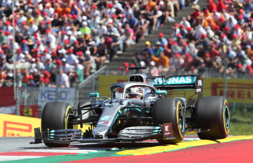 Mercedes admits fundamental cooling flaw