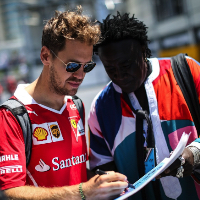 No obstacles to new Ferrari deal says Vettel