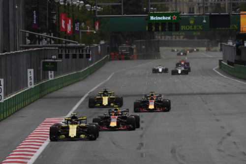Renault must plan to lose Sainz says Abiteboul