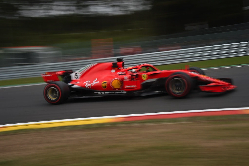 Sainz eyes test in 2018-spec Ferrari