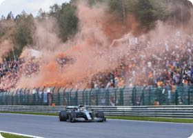 Hamilton to soon consider next F1 contract