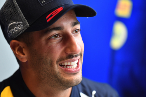 Ricciardo says Renault switch terrifying