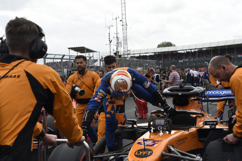 McLaren denies Renault-only party mode