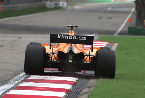 Haas rejects Alonso rumour