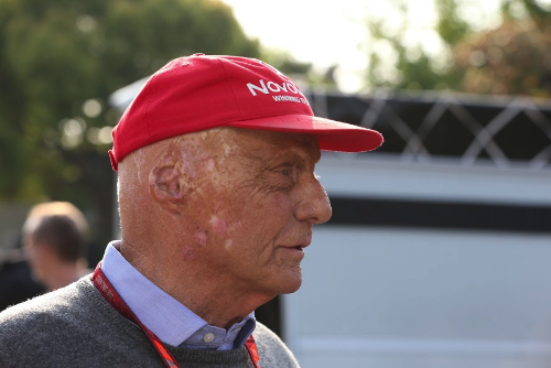 Lauda announces 2019 grand prix return