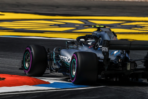 Bottas signs Mercedes extension as well