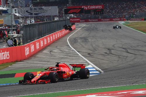 Ferrari failed to protect Vettel says de la Rosa