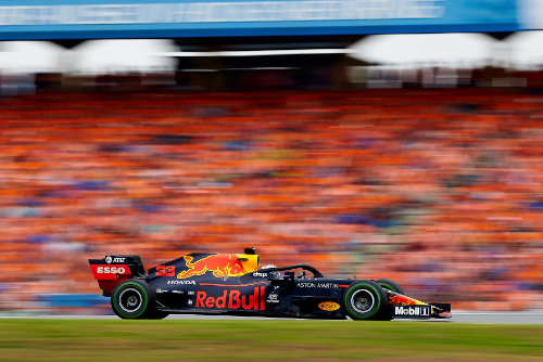 Verstappen camp not ruling out 2019 title