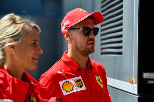Alonso denies not liking Vettel