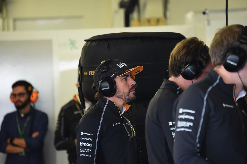 Alonso says no Formula E switch
