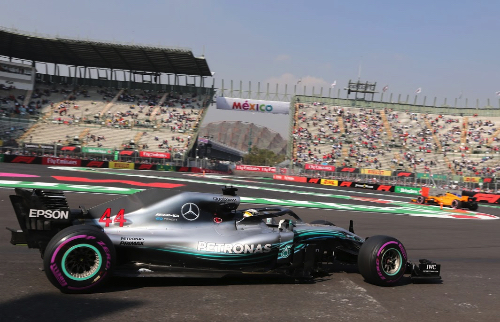FIA gives green light to Mercedes wheel rim holes