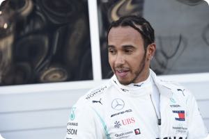 Hamilton denies arguing with Mercedes over money