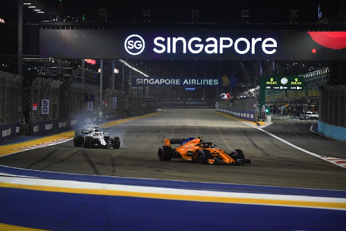 McLaren needs new team boss says Ecclestone