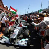 Schumacher escapes DRS infringement